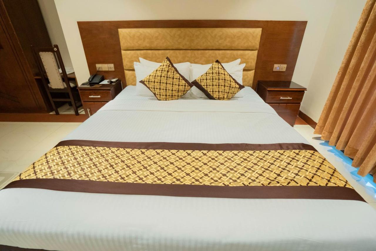 Central Inn ธากา ภายนอก รูปภาพ